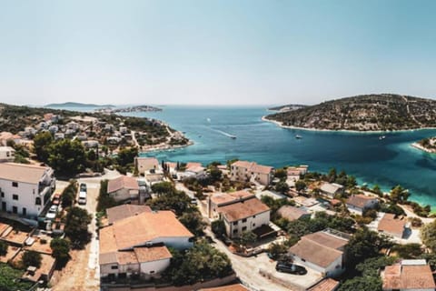 Bird's eye view, Sea view