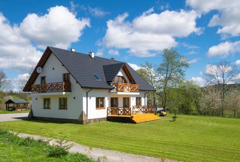 Property building, Natural landscape, Activities, Activities, Garden, View (from property/room), Garden view, Entertainment, Entertainment, Family, Family