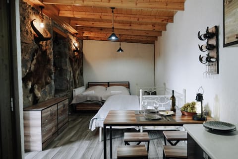 Bed, Photo of the whole room