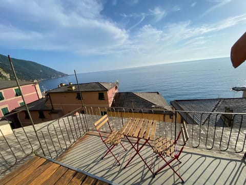 Camogli - "La Casa di Ortensia" - Liguria Holidays Apartment in Camogli