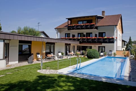 Facade/entrance, Garden, Swimming pool, Swimming pool