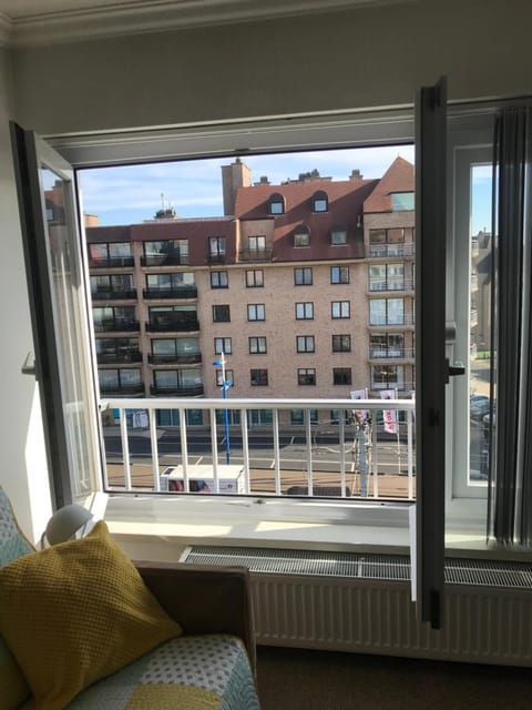 View (from property/room), City view