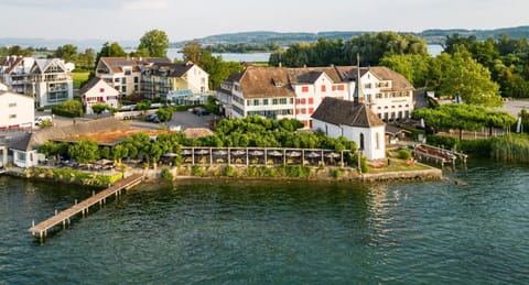 Property building, Restaurant/places to eat, Bird's eye view, Garden, Balcony/Terrace