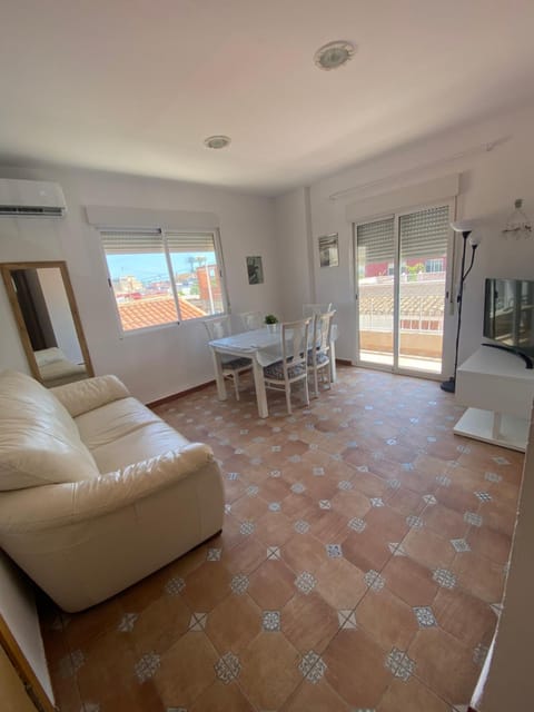 TV and multimedia, Balcony/Terrace, Living room, Dining area