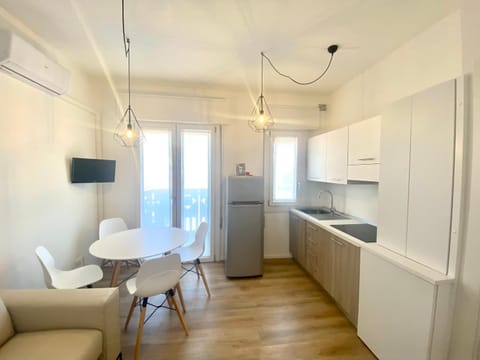 Maria Luisa - Piazza Mazzini - 30 MT dal mare - Jesolo Apartment in Lido di Jesolo