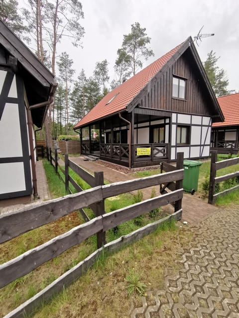 NA GWiZDÓWCE DOM 35, ZAŁAKOWO, KASZUBY House in Pomeranian Voivodeship