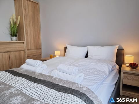 Bed, Photo of the whole room, Bedroom, towels, wardrobe