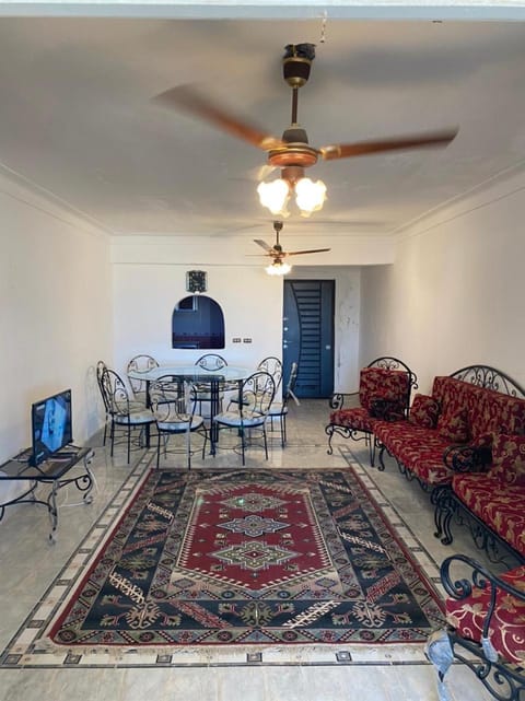 Living room, Diving