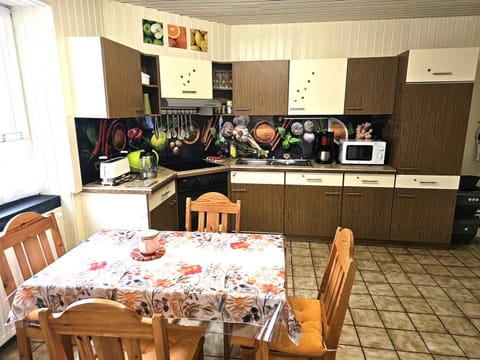 Haus Adelheid House in Weil am Rhein