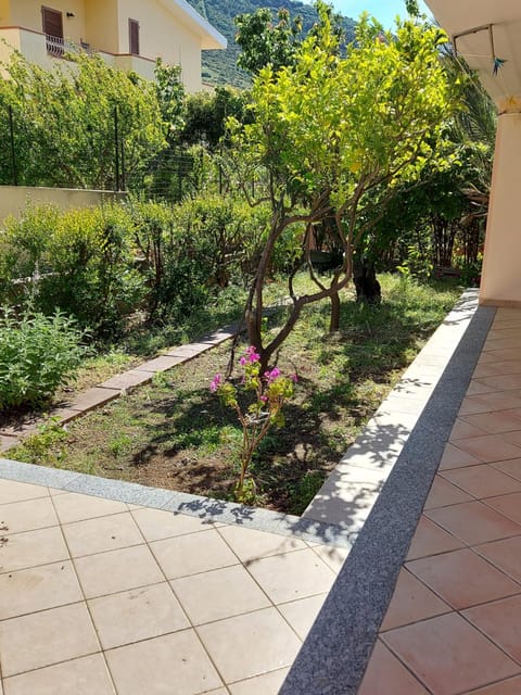 Garden, Garden view