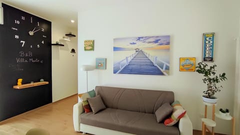 Living room, Lobby or reception, Seating area