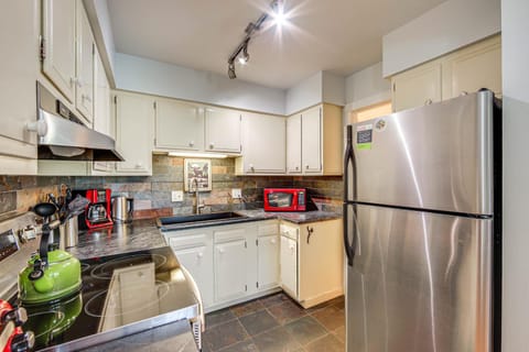 3 Mi to Winter Park Resort Cozy Ski Condo Apartment in Fraser