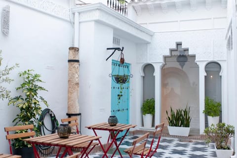 Patio, Garden, Balcony/Terrace