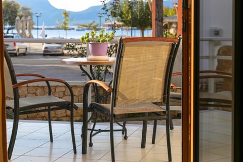 View (from property/room), Balcony/Terrace, Sea view