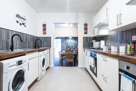 Coffee/tea facilities, Kitchen or kitchenette, minibar, toaster