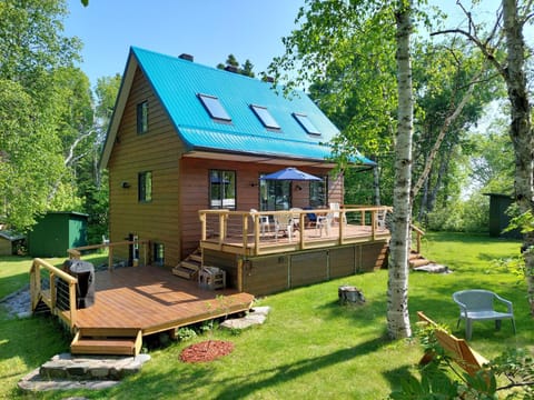 Property building, Patio, Garden, Balcony/Terrace