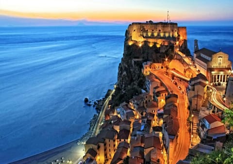Nearby landmark, Natural landscape, City view, Landmark view, Sea view