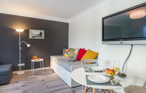 TV and multimedia, Dining area