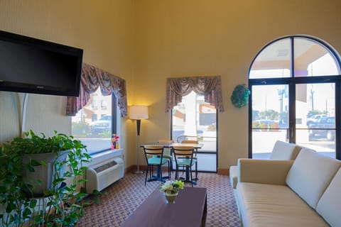 Lobby or reception, On site