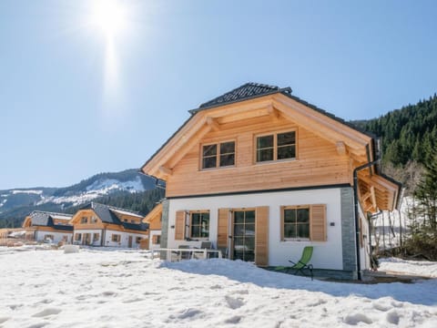 Property building, Winter