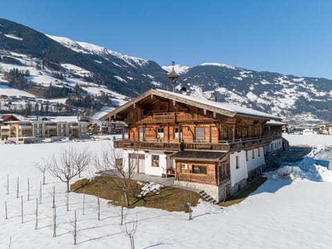 Property building, Winter