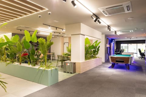 Communal lounge/ TV room, Game Room, Lounge or bar, Communal kitchen