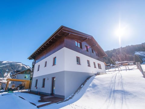 Property building, Winter