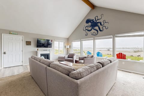 The Tipsy Kraken House in Lincoln Beach