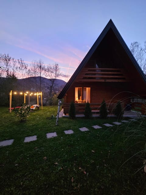 Nadiaa Wood House Villa in Federation of Bosnia and Herzegovina