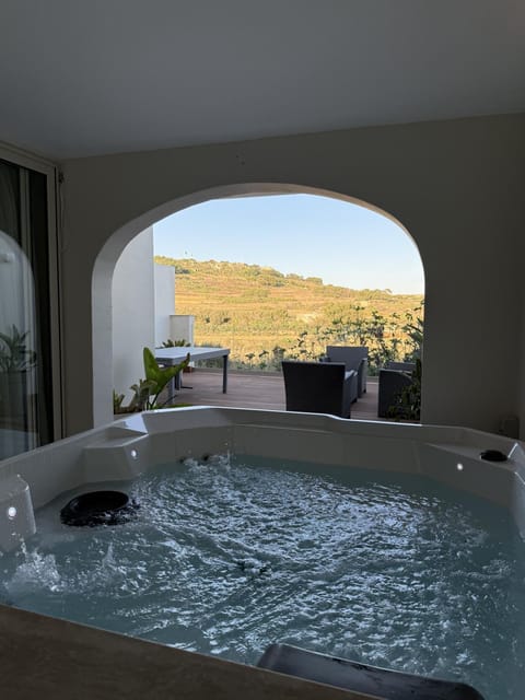 Natural landscape, Hot Tub