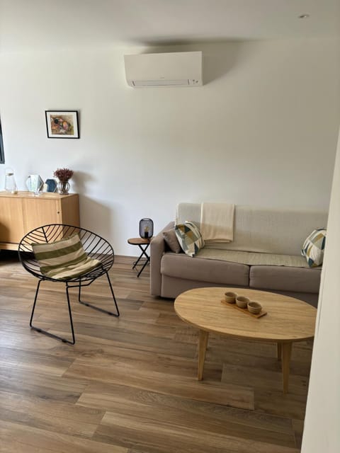 Villa à 900 m de la plage de Lozari House in Belgodère