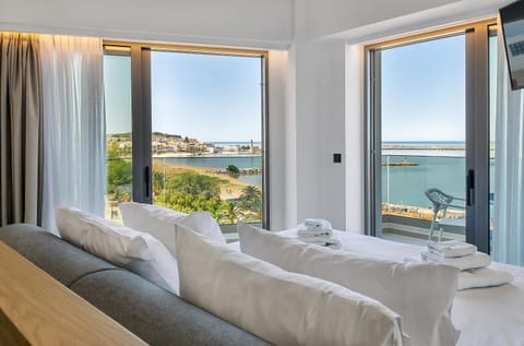 Bed, Bedroom, Sea view