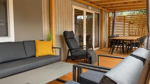 Balcony/Terrace, Seating area, Dining area