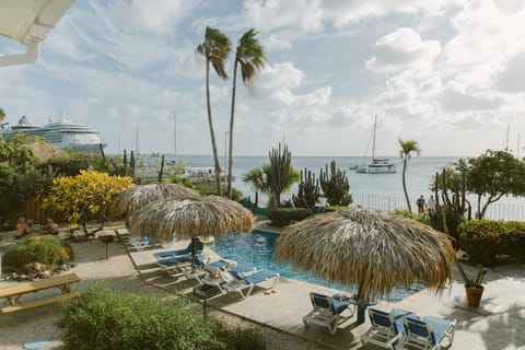 Garden view, Sea view, Swimming pool