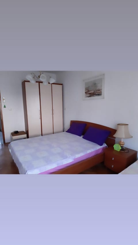 Bed, Bedroom, wardrobe