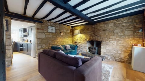 Bushnells Cottage House in South Oxfordshire District