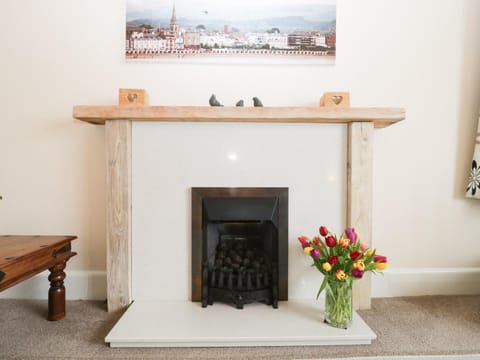 Grandview Apartment in Weymouth