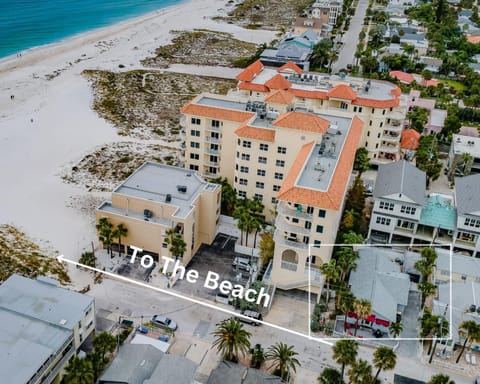 Starfish Beach House House in Clearwater Beach