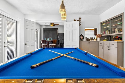 Turtleback Beach House House in Treasure Island