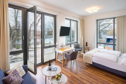 Living room, Photo of the whole room, Bedroom