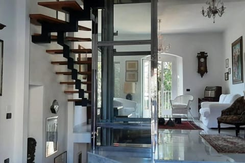 Prestigioso terratetto a 100 mt dal mare House in Marina di Pisa