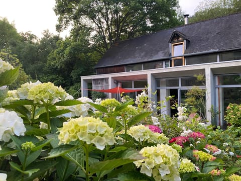 Chambres d hôtes du Moulin à papier Bed and Breakfast in Plérin