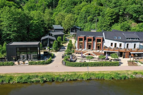 Property building, Area and facilities