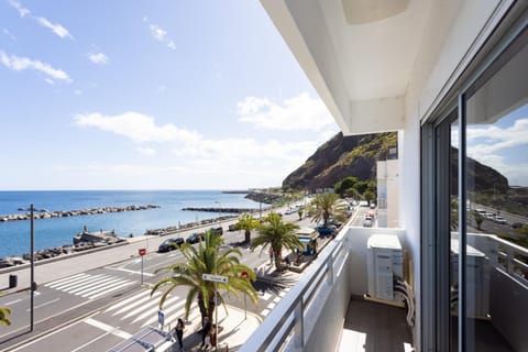 Off site, Balcony/Terrace