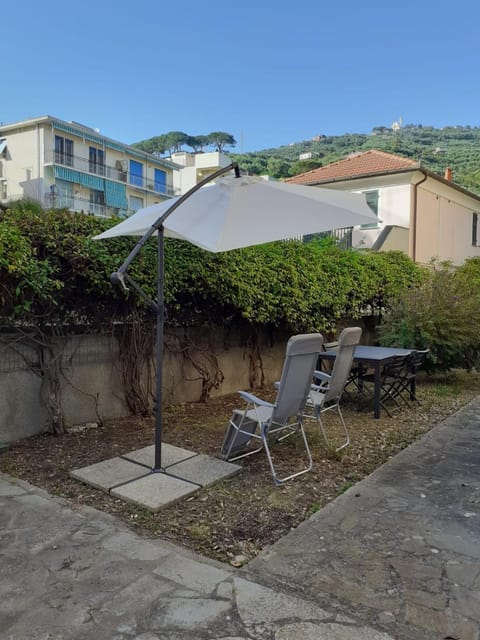 Tigullio Vacations - Flavia beach apartment Apartment in Lavagna