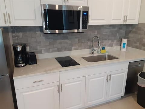 Little Harbor Resort #306 Tampa Bay FL Beach, Bayside, 2 Pools Apartment in Ruskin