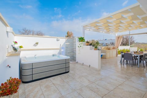 Patio, Day