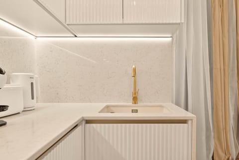 White Elegance City Center Apartment Apartment in Varna