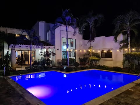 Property building, Swimming pool