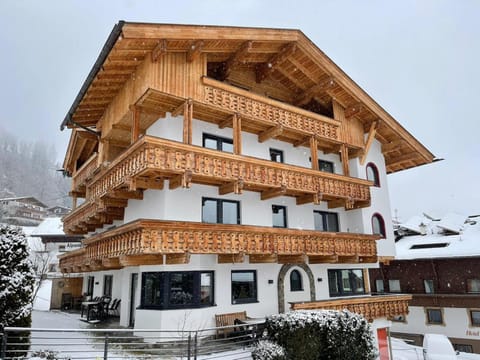 Property building, Winter